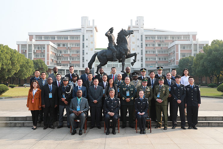 浙江警察學(xué)院拉美地區(qū)中心局能力建設(shè)培訓(xùn)班西班牙語(yǔ)翻譯服務(wù).jpg